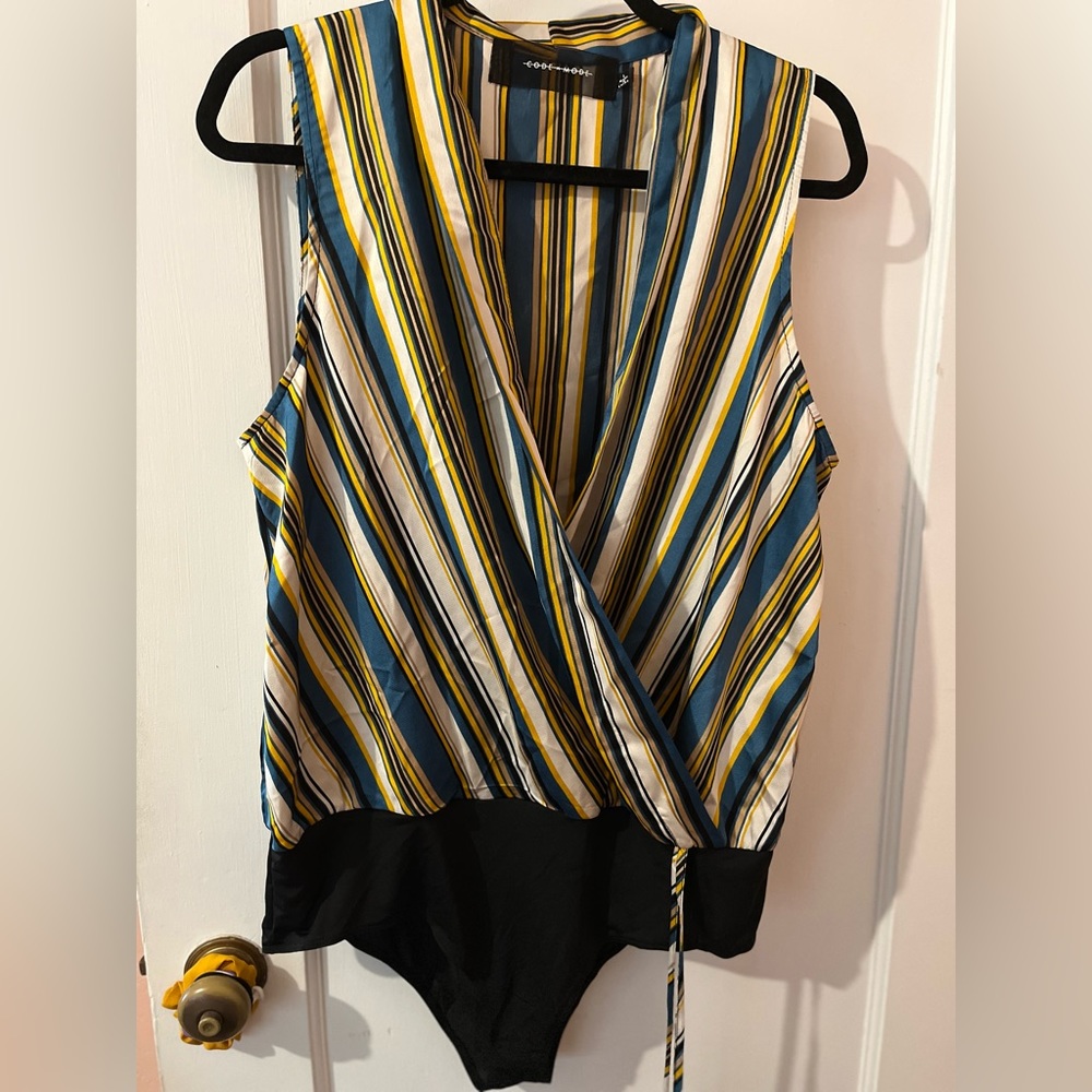 Code  mode bodysuit. - Picture 4 of 6